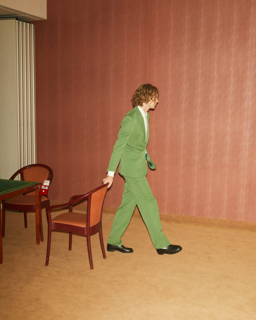 COSTUME EN GABARDINE DE LAINE VERT POMME - Rives Paris