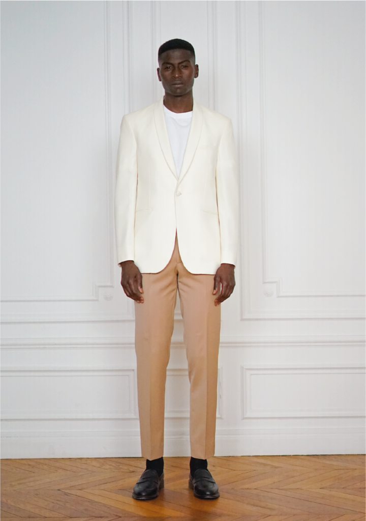 Tuxedo Wedding Tailor-made Off-White and Camel | Rives Paris © Tailor-made Wedding Tuxedos