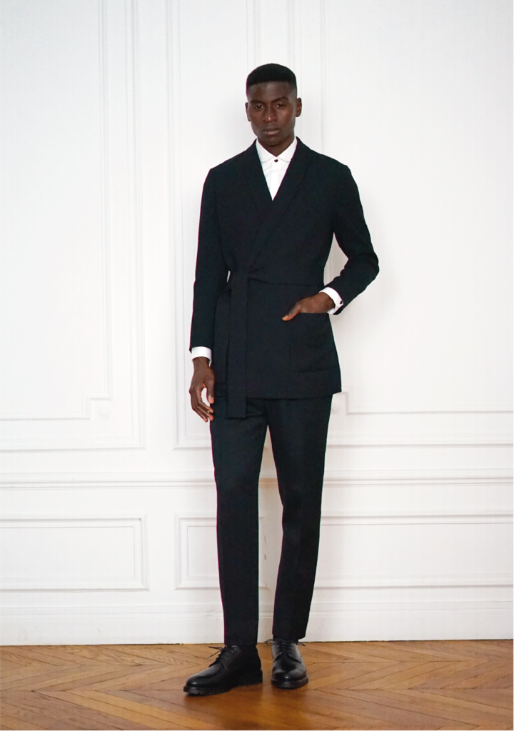 Tailor-made Wedding Tuxedo Black Crepe Peignoir Jacket | Rives Paris ©