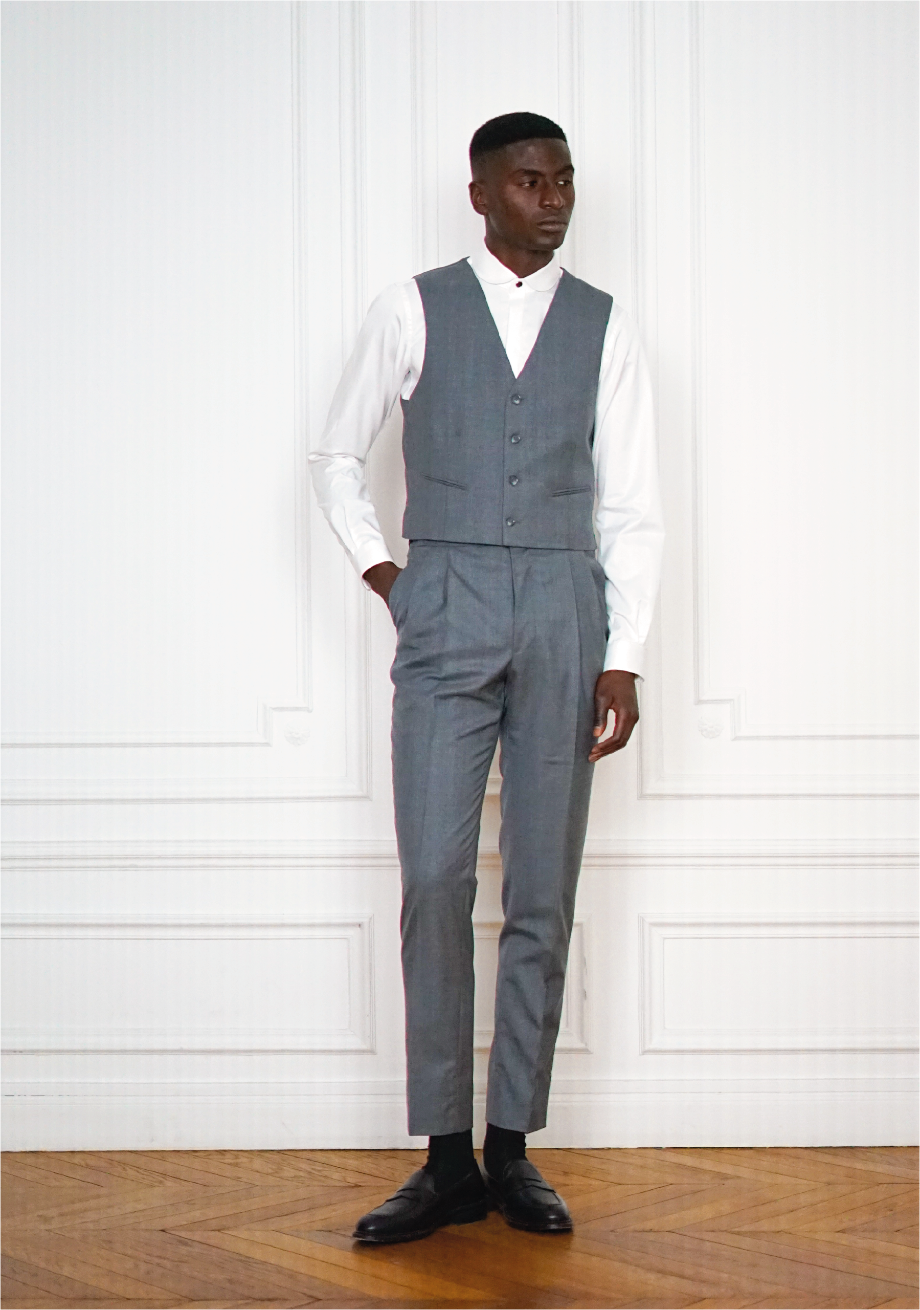 Tailor-made Casual Outfit Waistcoat And Trousers Grey Medium | Rives Paris ©.