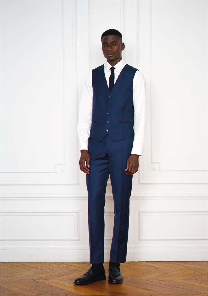 Tailor-made Navy blue Waistcoat - Waistcoat Classique | Rives Paris ©.