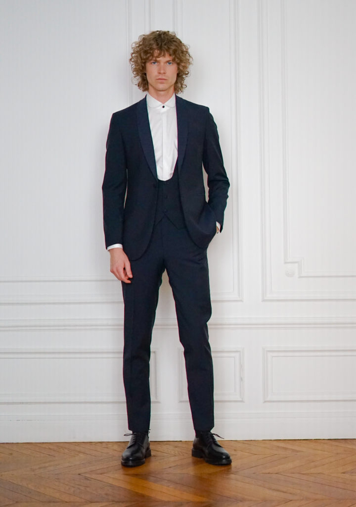 Tailor-made 3-piece tuxedo Bleu Nuit | Rives Paris ©