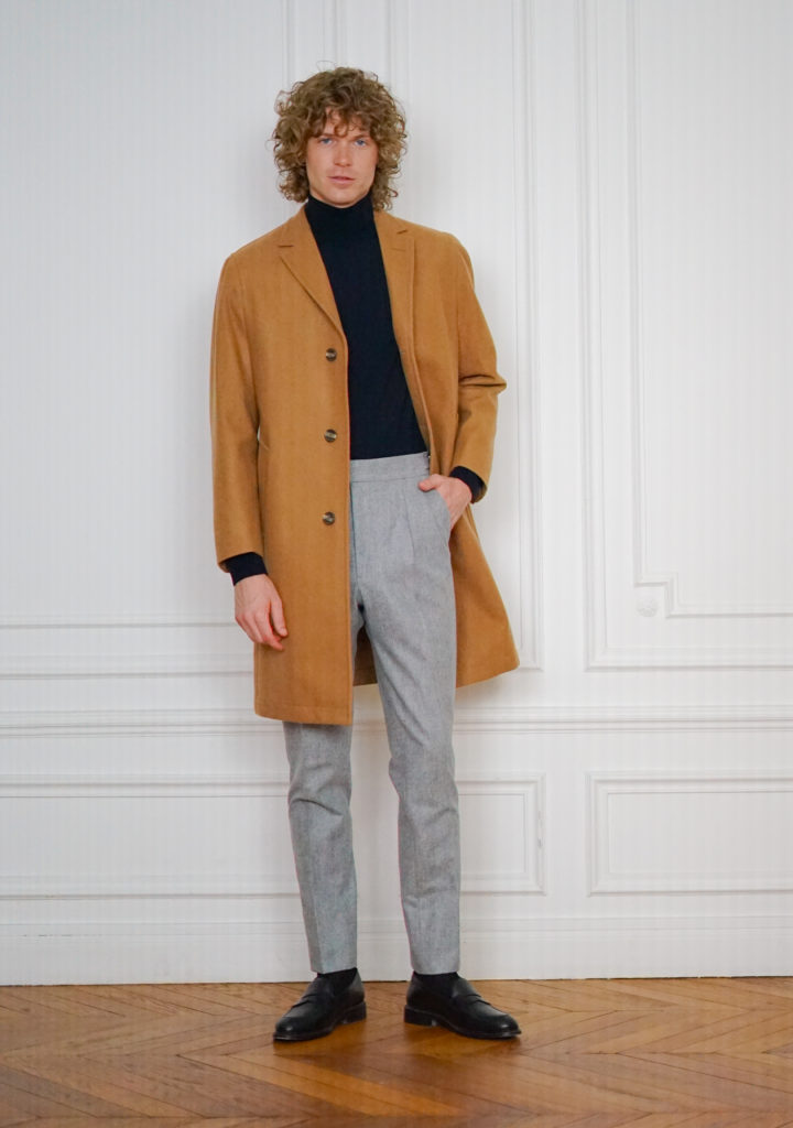 Tailor-made Camel Chester Coat | Rives Paris ©.