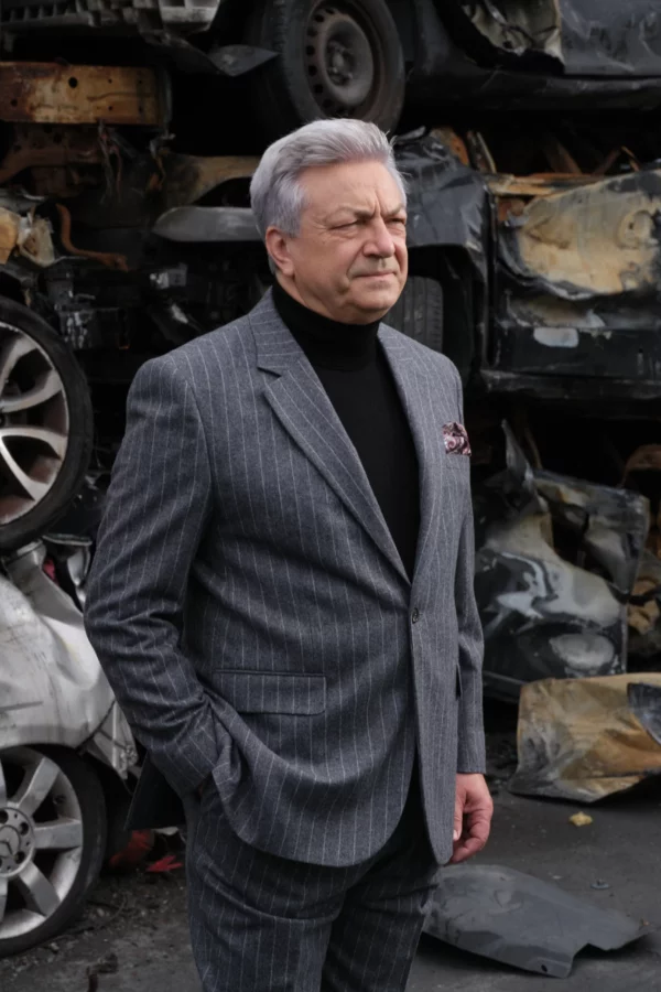 Costume Flanelle Grise à Rayures Sur-Mesure - Collection 2 | Rives Paris ©