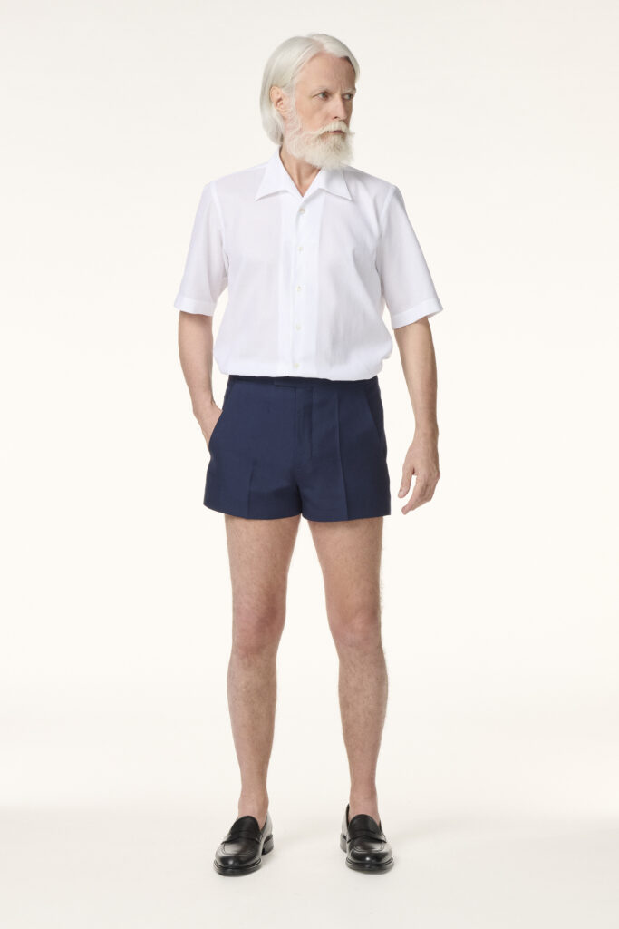 Short Sur-Mesure en Shantung de Soie Bleu Marine | Rives Paris ©