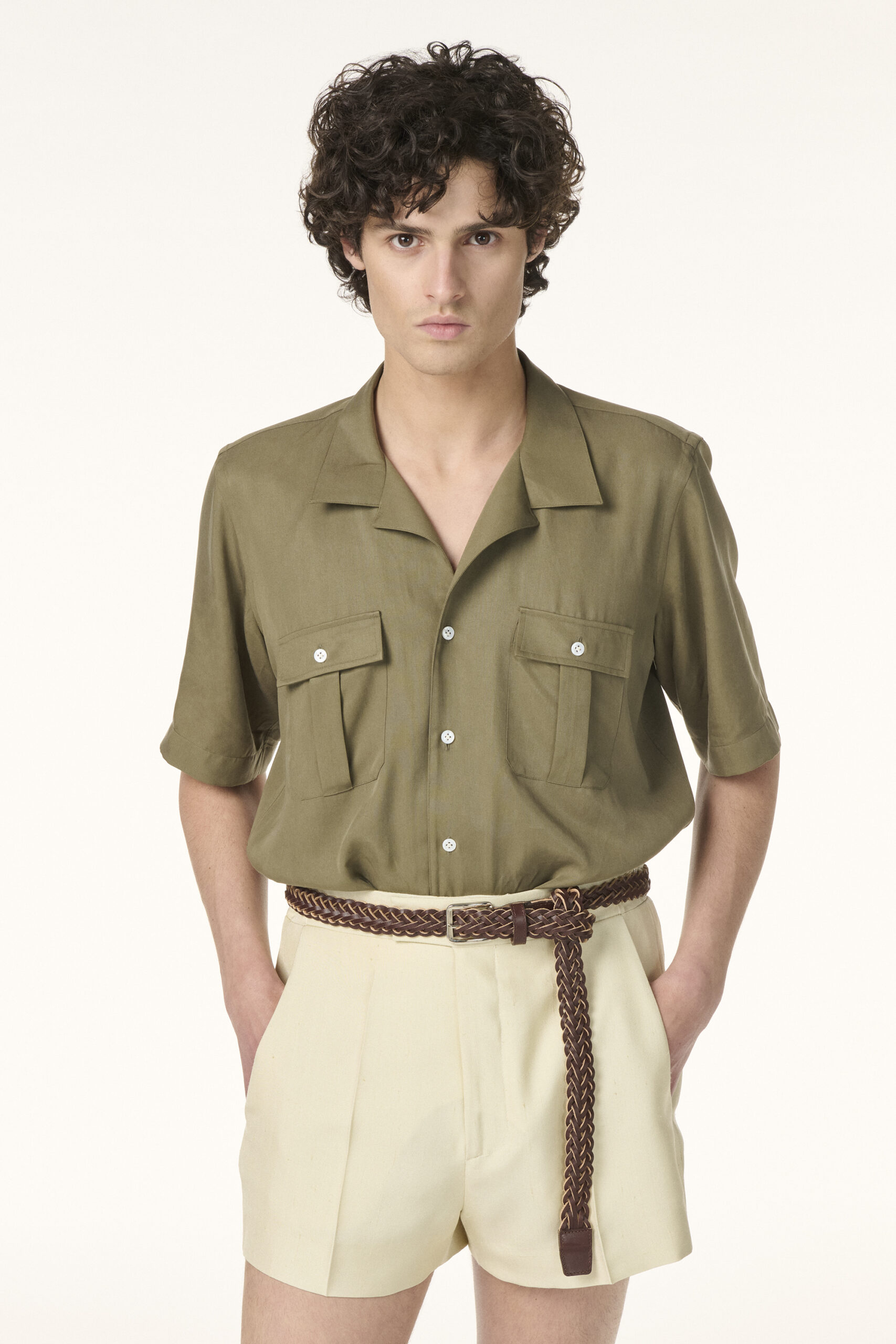 Chemise Militaire Sur-Mesure en Tencel Kaki | Rives Paris ©