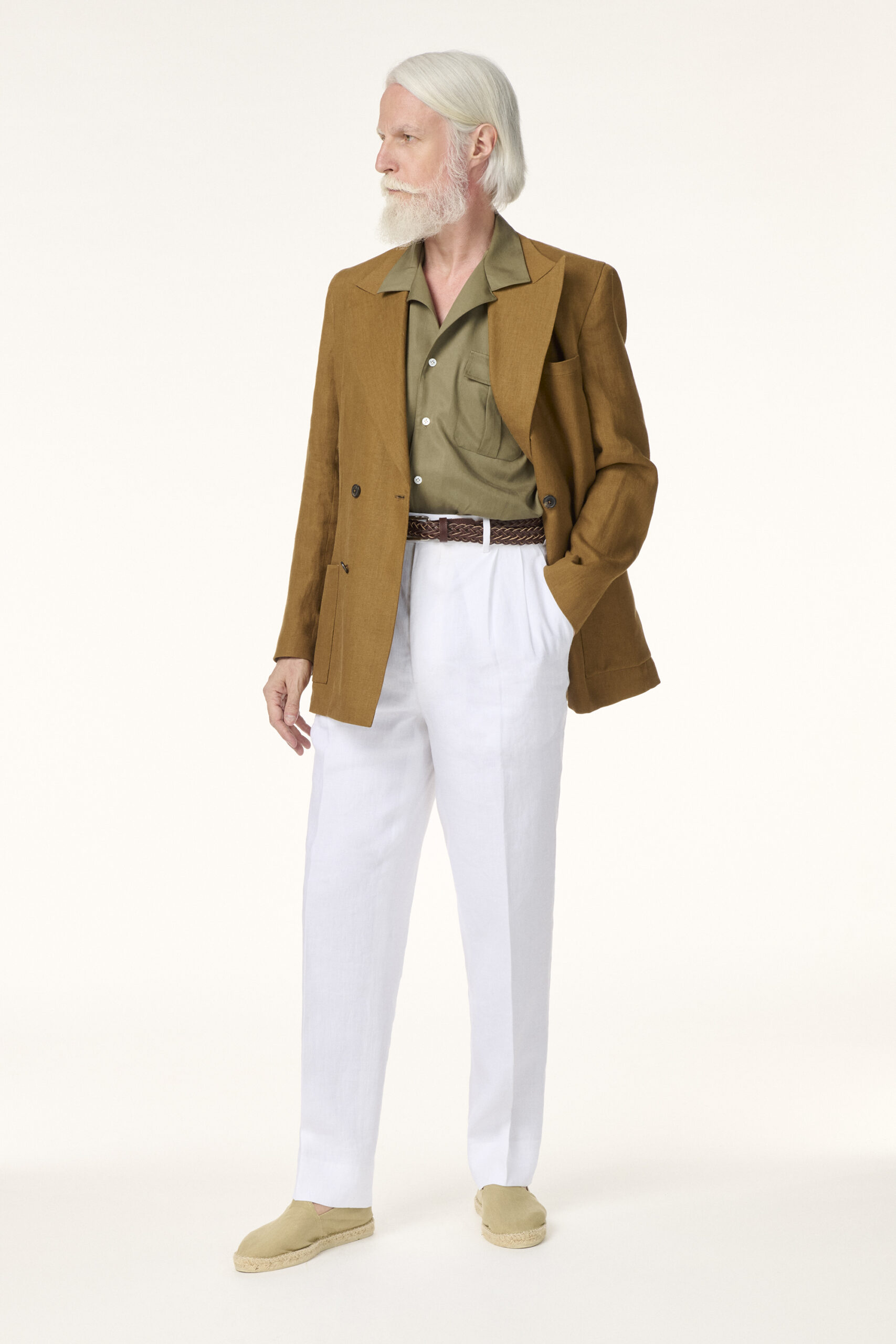 Tailor-made Double-breasted jacket in light tobacco linen | Rives Paris © /2