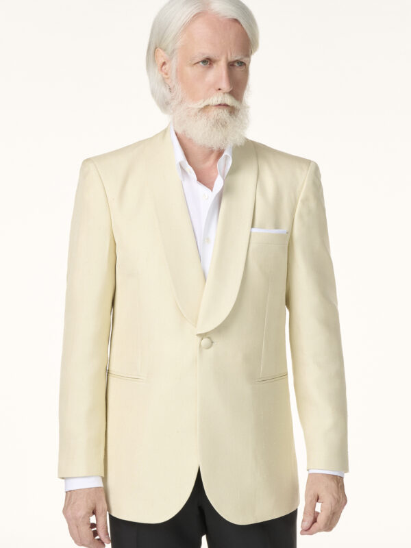 Veste de Smoking Sur-Mesure en Shantung de Soie Blanc Cassé | Rives Paris ©