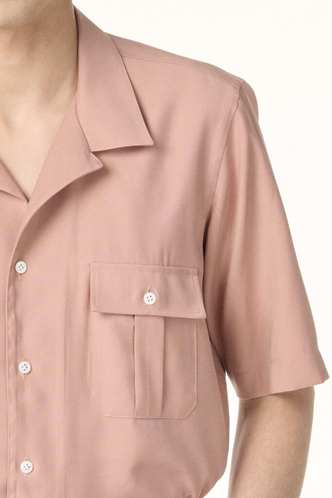 Chemise Militaire Sur-Mesure en Tencel Rose | Rives Paris © /3