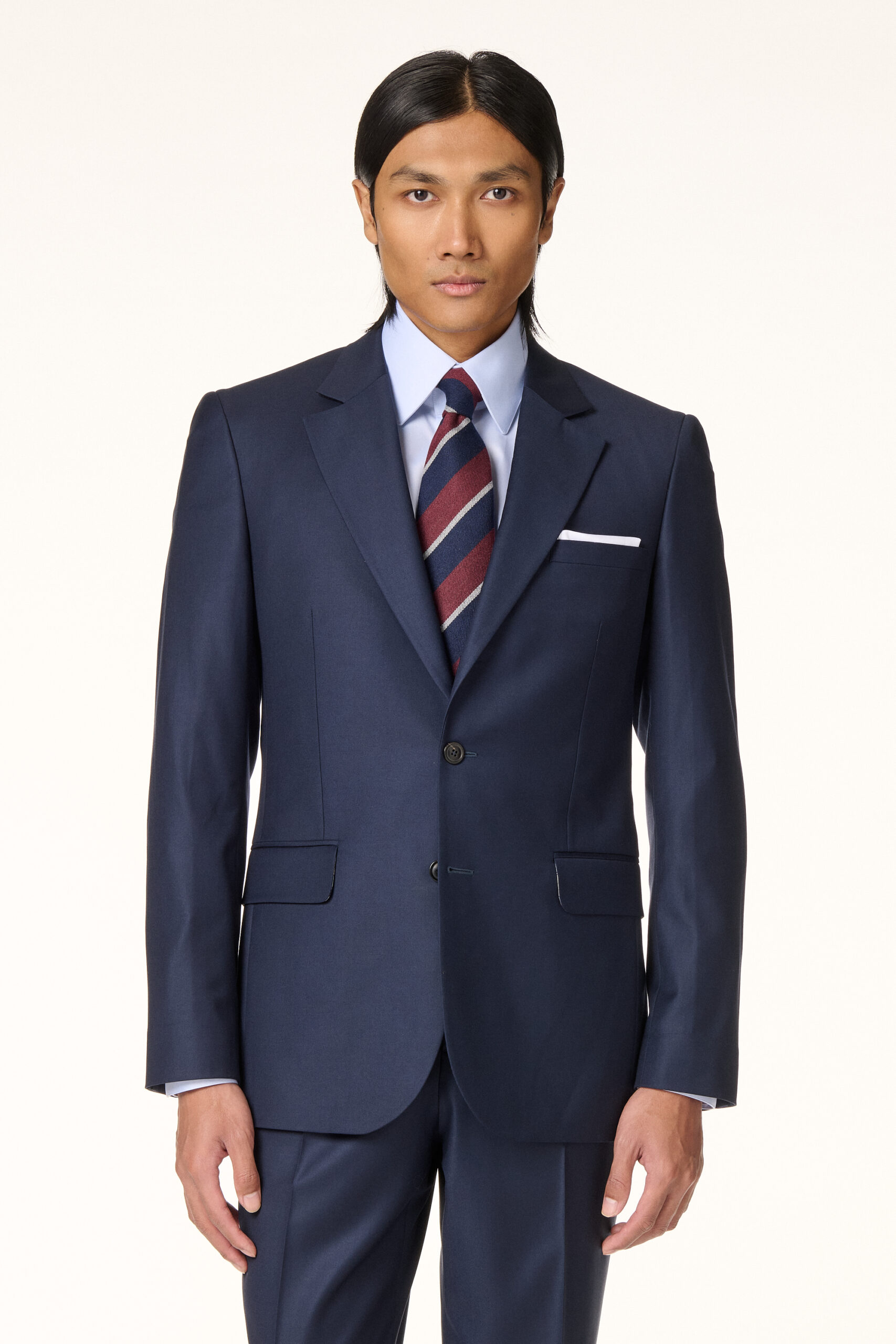 Costume bleu marine
